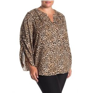 T. Tahari Split Neck Woven Leopard print Blouse 2X